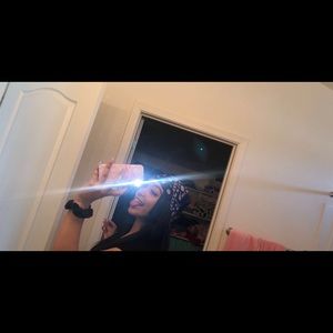 Meet your Posher, Felicia